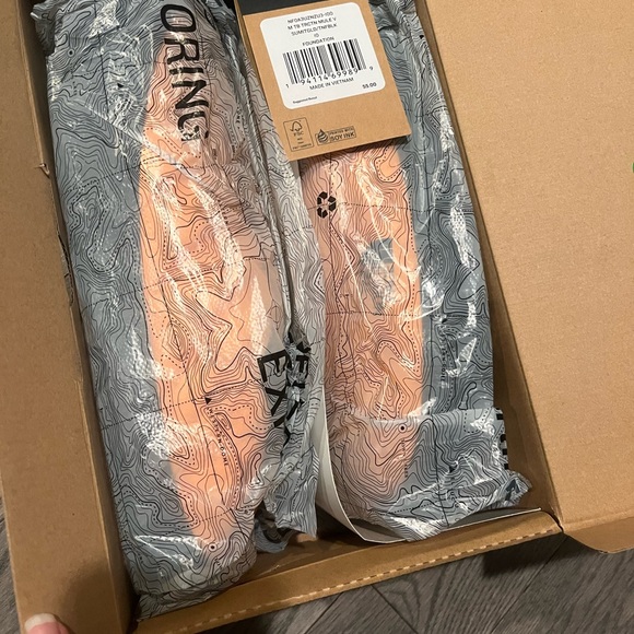 The North Face Thermoball Traction Mule V shoes with box - Picture 10 of 12